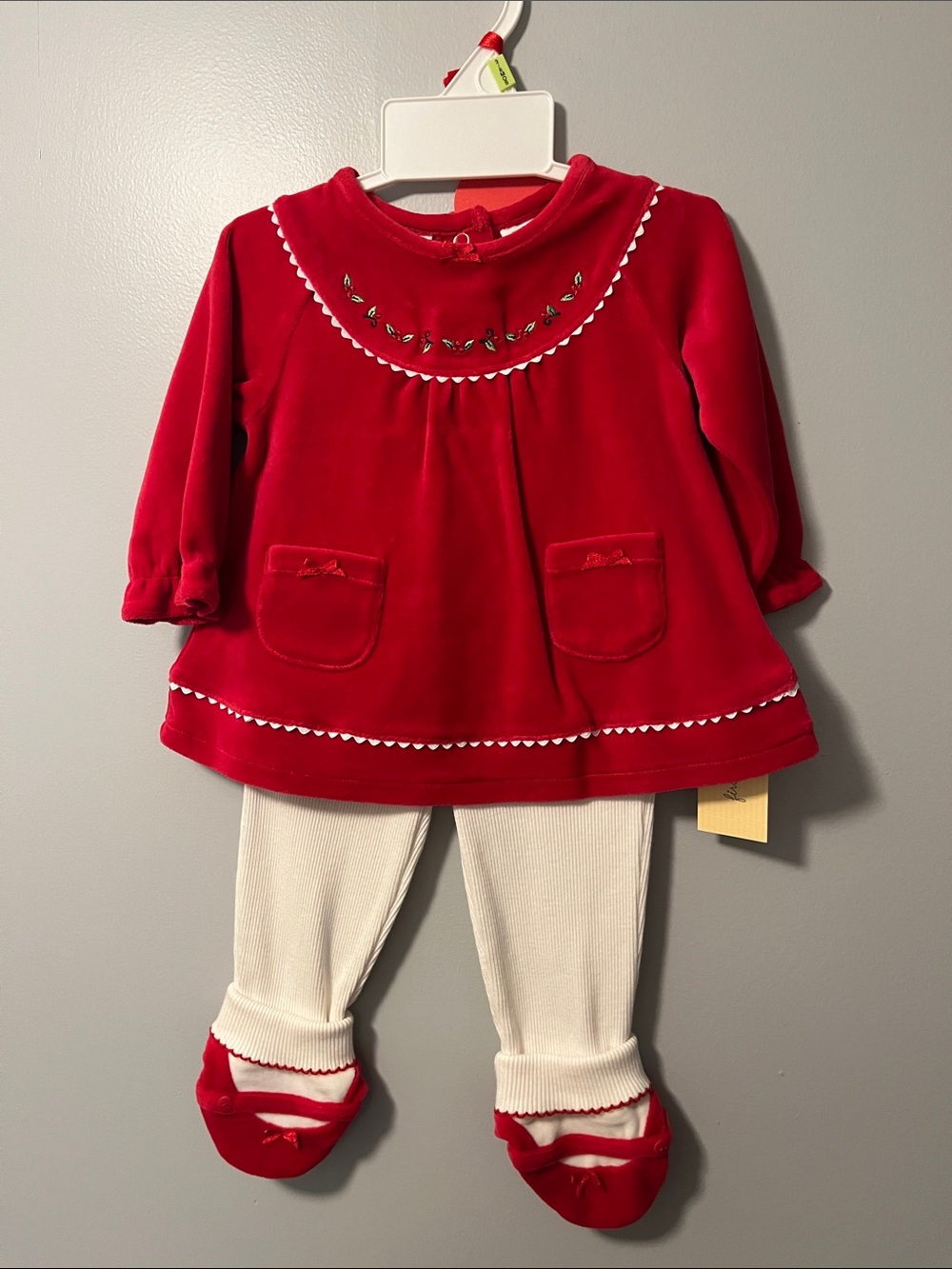 First Impressions Red Velvet Top with Cream Ribbed Footed Leggings